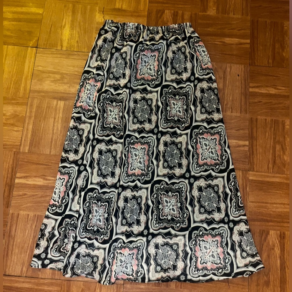 Pattern Midi Skirt